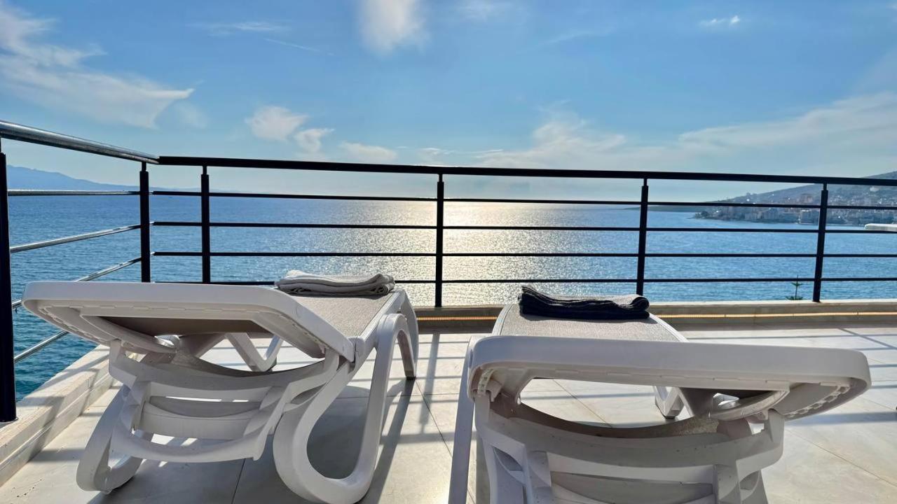 Viola Sea View Penthouse Apartment Sarande Exterior photo